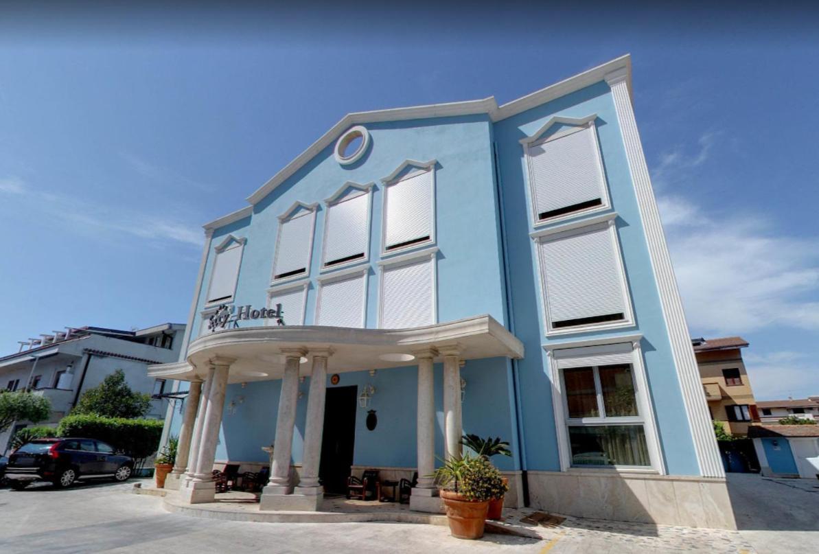 Seccy Hotel Boutique Art & Museum Fiumicino Dış mekan fotoğraf